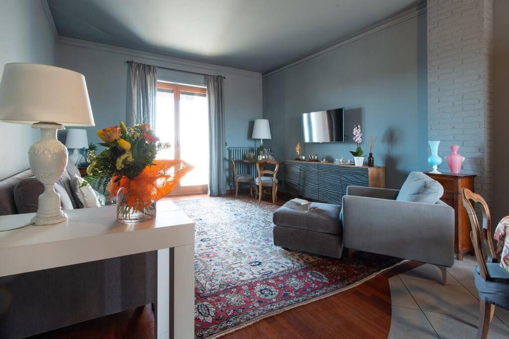 Casa No.Na - Attico Panoramico A Cherasco Extérieur photo